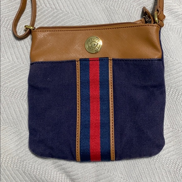 tommy hilfiger small purse